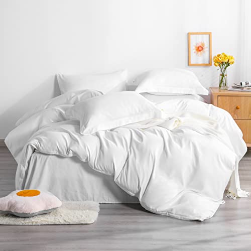 Image of NTBAY Queen Duvet Cover Set, 1 Duvet Cover and 2 Pillow Shams, Soft Brushed Microfiber Comforter Cover with Zipper Closure, White