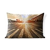 Coussin extérieur - Route Urbaine au Coucher du Soleil - 50x30 cm - Coussin décoratifs de Jardin