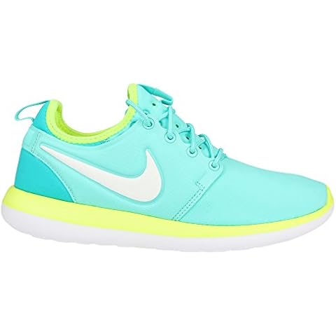 Nike Roshe Two Girls' Running Shoes Cover
