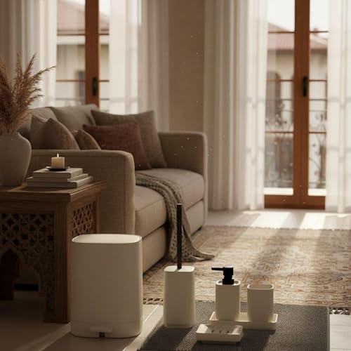 AmberHaus 5 Parça Lüks Akrilik Banyo Seti | Kırılmaya Dayanıklı, Soft Dokulu Mat Yüzey | Diş Fırçalık, Sıvı Sabunluk, Tuvalet Fırçası, Katı Sabunluk, Pedallı Çöp Kovası (Krem)