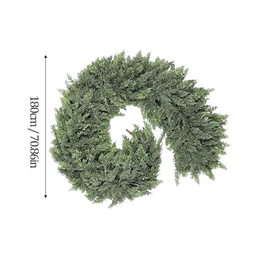 Arbre de Noël et cheminée magnifiés par une guirlande de cèdre artificiel de haute qualité - 6