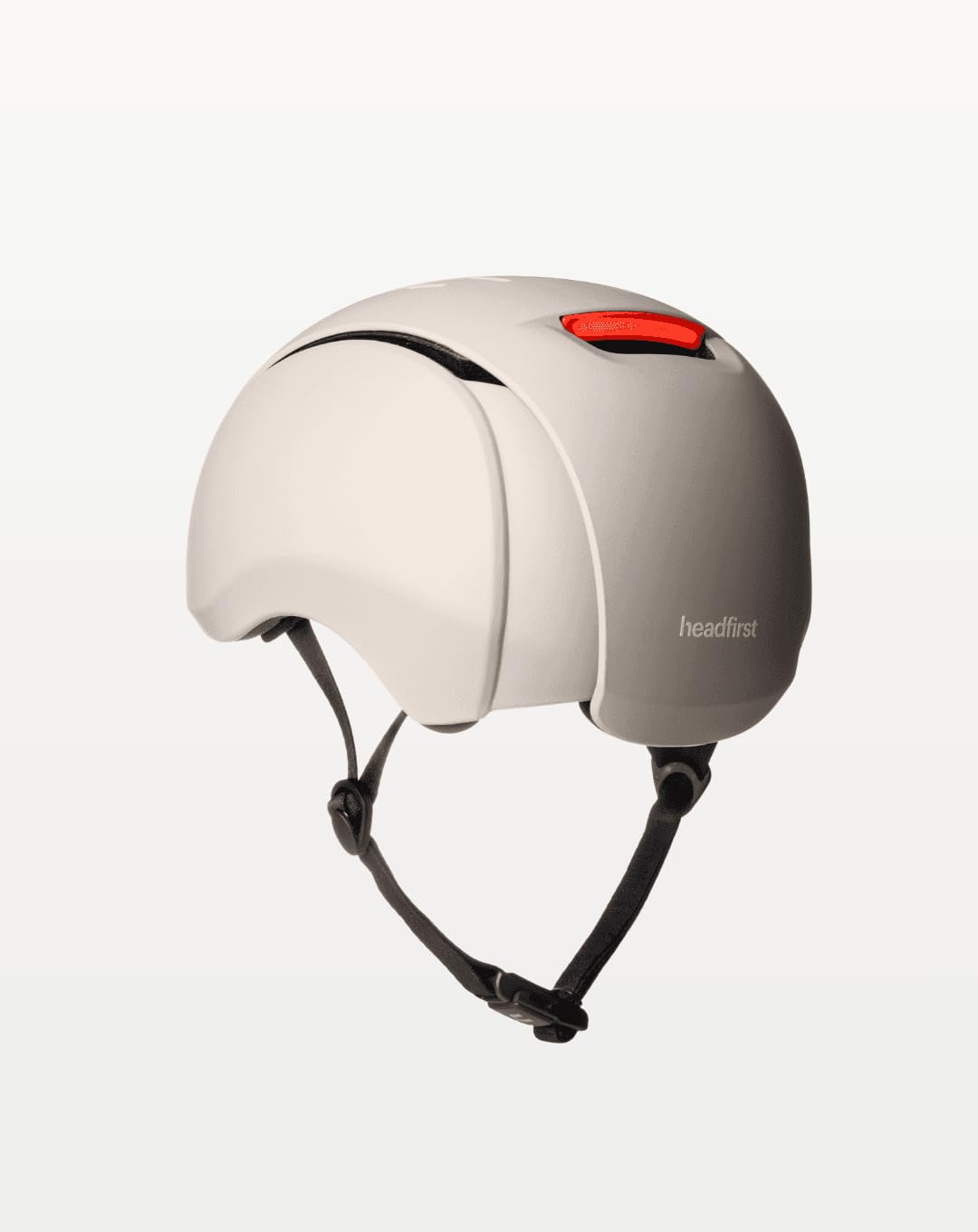 headfirst Echo Pro Fahrradhelm mit LED-Bremslicht – Beige – M/L (55–61 cm) – SafeFit-Fahrradhelm, verstellbar, für E-Bikes, Citybikes, Roller und Skateboards – Magnetverschluss