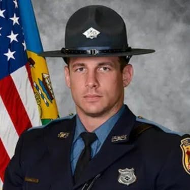 Wilmington-area DMV reopens for first time since December shooting that killed Delaware state trooper Podcast Por  arte de portada