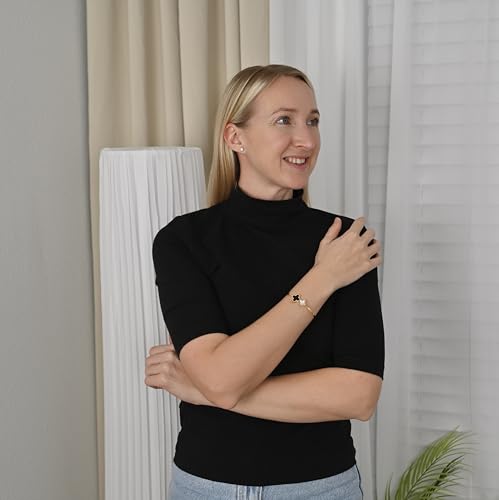 18K Gold Plated Four Leaf Clover Bracelet for Women. Trendy Clover Women's Gold Bracelet. Best Clover Bracelet Jewelry Gift for Women.4