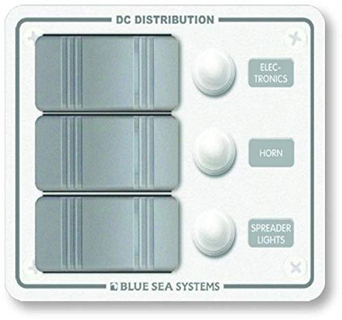 Panneau disjoncteur 12V DC Blue Sea Systems pour sorties en mer sûres