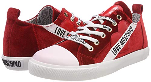 Love Moschino