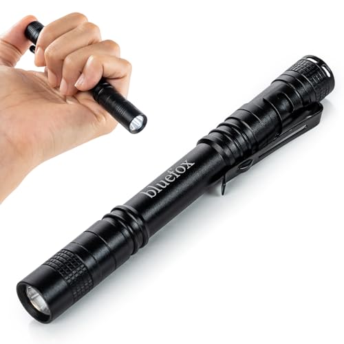 Bluefox LED El Feneri, Dayanıklı Alüminyum Gövde, 220 Lümen, Klipsli, Su Geçirmez, Araç, Kamp, Balıkçılık Yürüyüş Acil Durum için Taşınabilir, Kalem Fener