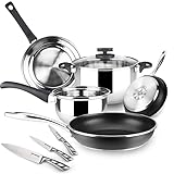 MATERIALES RESISTENTES: La Batería de cocina Magefesa Style Black Steel está diseñada en acero inoxidable de gran calidad, las piezas de este conjunto disponen de un magnifico fondo difusor que garantiza una distribución rápida y uniforme del calor. Asas de baquelita y acero (en las sartenes) que ofrecen un manejo cómodo, seguro y de toque frío.