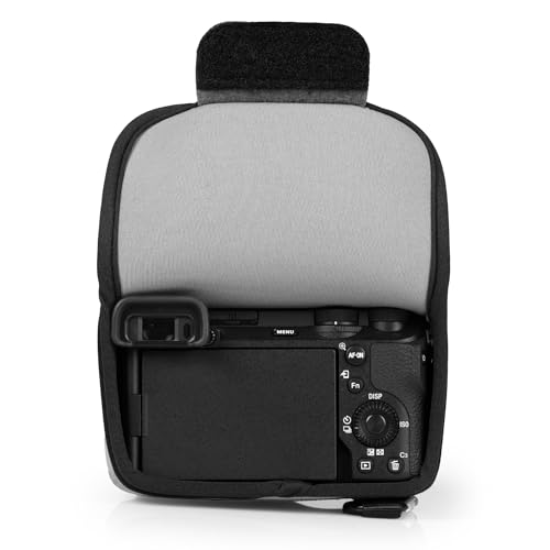 Funda MegaGear de neopreno para cámara Sony Alpha a6700 miniatura 5