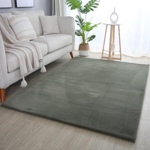 Image of Plushtale Plain Living Room Area Rug Super Soft Poly Cotton Rug Cut Pile Machine Washable Foldable Modern Rug for Living Room Bedroom Hallway in 7 Colours- Green- 60 x 100 cm (Rectangular)