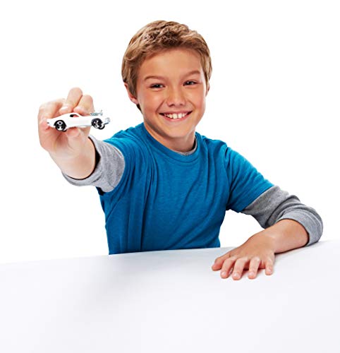 Hot Wheels K5904 - 3er Geschenkset 1:64 Die-Cast Fahrzeuge sortiert, Autobahnen/Zubehör, Spielzeug ab 3 Jahren – Bild 3