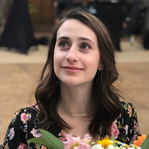 Page de couverture de Grace Lynch, host of As She Rises