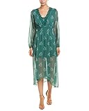 Essentiels de voyage : emportez cette robe avec vous lors d'une escapade d'un week-end ou d'un voyage d'affaires ; le tissu mélangé en fait une pièce de voyage nécessitant peu d'entretien