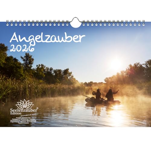 Fiskemagi DIN A4-kalender för 2026 fiske och fiske – presentset innehåll: 1 x kalender, 1 x julhänge (totalt 2 delar)