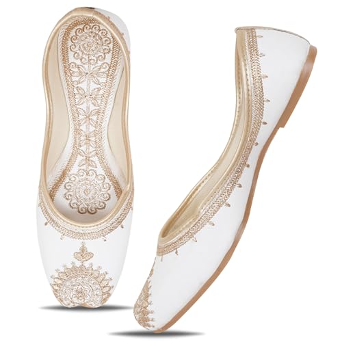 Image of Women's Embroidered Rajasthani Mojari Jutti | Ethnic Punjabi Juttis for Women & Girls | Flat Slip-On Footwear for Wedding, Festive & Casual Wear
