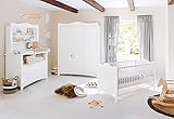 4-teiliges Babyzimmer bestehend aus Kinderbett mit Lattenrost und Umbauklötze, extrabreiter Wickelkommode mit Wickelaufsatz, extrabreitem Regalaufsatz und 2-türigem Schrank mit 3 höhenverstellbaren Einlegeböden und 1 Kleiderstange