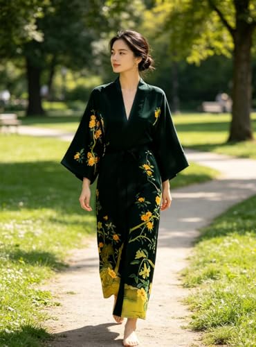 Image of Women's Classic 100% Silk Kimono Robe, Bathrobe-Printed Pattern