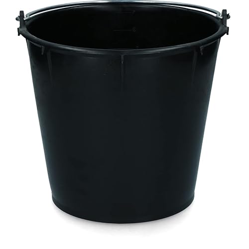 Vplast Suministros Para El Caballo Bucket 7 L With Handle Black Cover