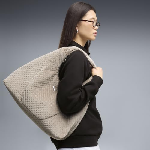 Bolsa PUMA UP Velvet Large de 14 litros en color gris ratón y beige de tamaño OneSize 2