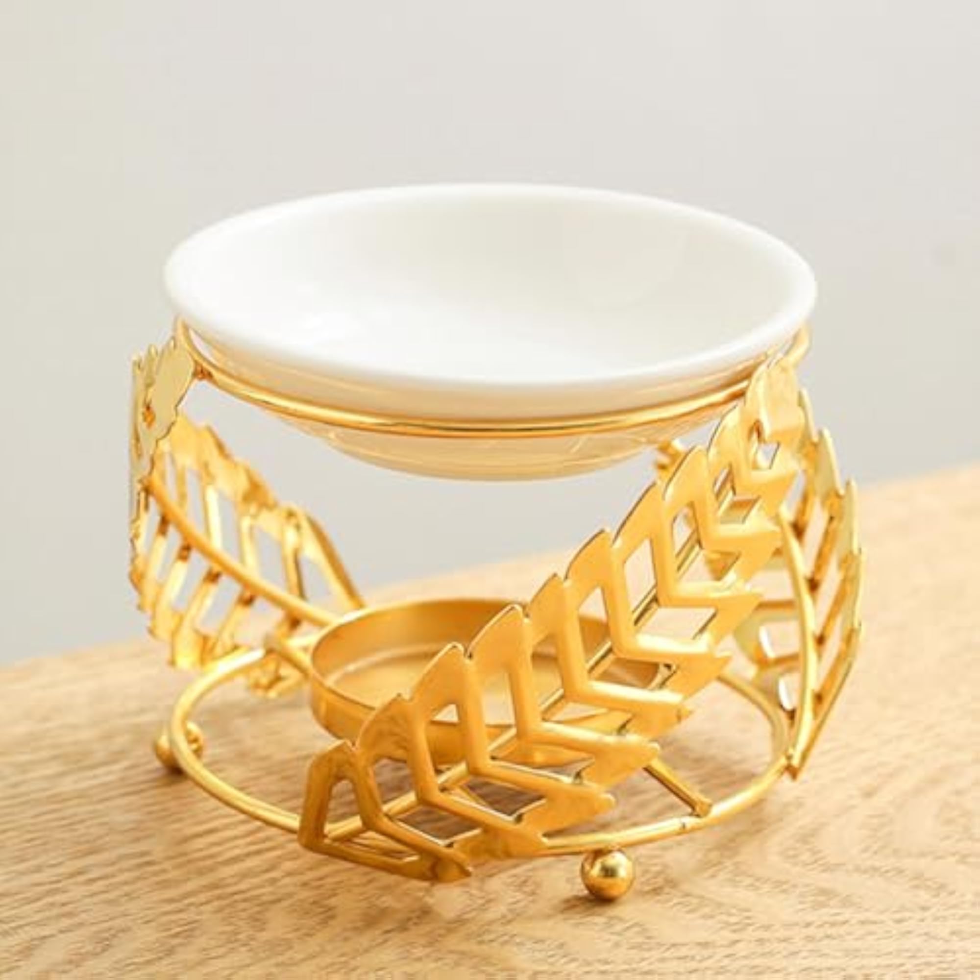 Iron Ceramic Candle Holder Essential Oil Burner, Golden