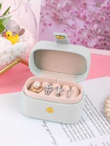 Image of Cortina Pu Leather Small Jewelry Box, Travel Portable Jewelry Case For Ring, Pendant, Earring, Necklace, Bracelet Organizer Storage Holder Boxes - Off White
