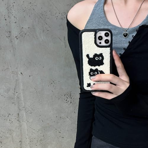 Coque iPhone 14 Pro chat noir en fourrure chaude et broderie rétro hawaïenne