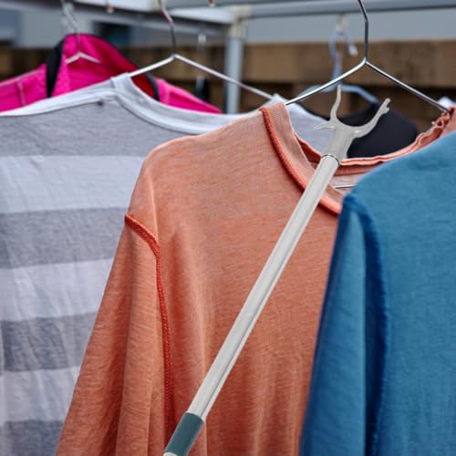 MUSISALY Edelstahl Kleiderstange Ausziehbar Lange Garderobenstange Mit Haken Praktische Aufhängehilfe Für Kleiderbügel Ideal Für Schrank Balkon Und Wäscheaufhängung