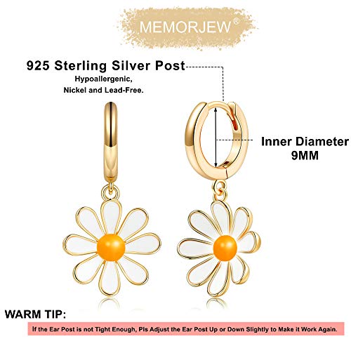 Daisy Huggie Hoop Earrings For Women, 925 Sterling Silver Post Tiny Dainty Daisy Flower Dangle Earrings Hypoallergenic Gold Huggie Earrings For Women Teen Girls Jewelry Gifts #TOP1