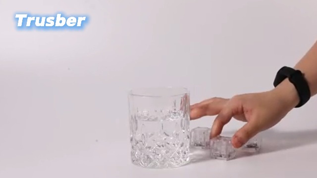 Cubos de hielo luminosos multicolor con luces cambiantes, 12 unidades miniatura 7