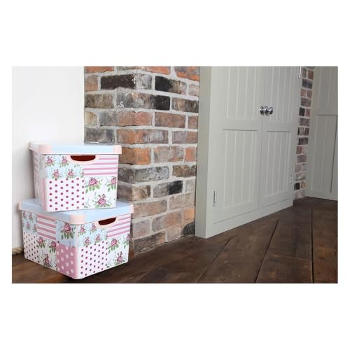 Large Floral Patchwork Storage Box with Lid - 22L - 30cm x 40cm - Ideal for Home Organization - Cosy Home Interiors Large Floral Patchwork Storage Box with Lid - 22L - 30cm x 40cm - Ideal for Home Organization - Image 6