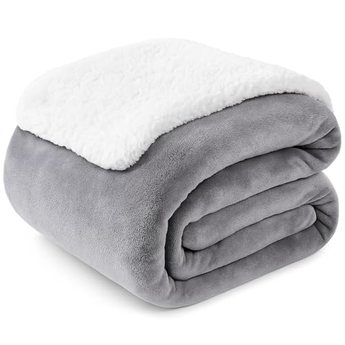 EDS Couverture polaire Sherpa double face en tissu peluche extra doux thermique pour lit et canapé pour améliorer le sommeil pour lit double Gris 150 x 200 cm