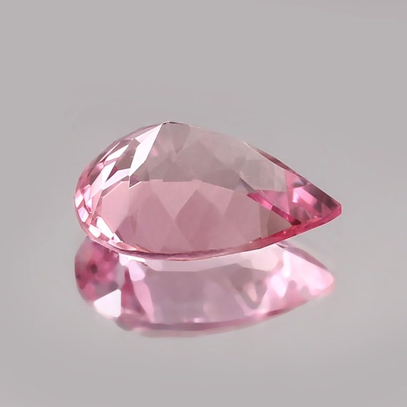 Saphir Padparadscha poire pour créer votre bague de fiançailles