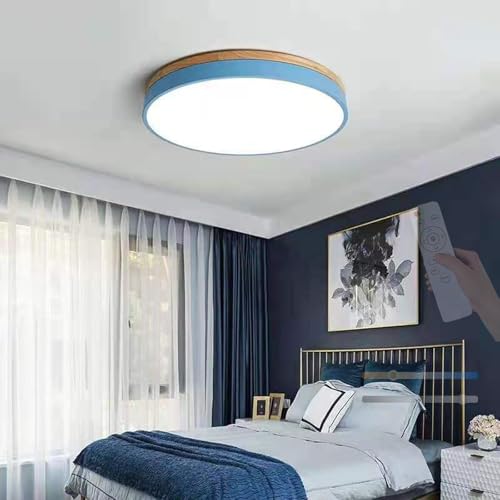 Lampe de plafond ronde bleue en bois pour instaurer une ambiance douce au salon