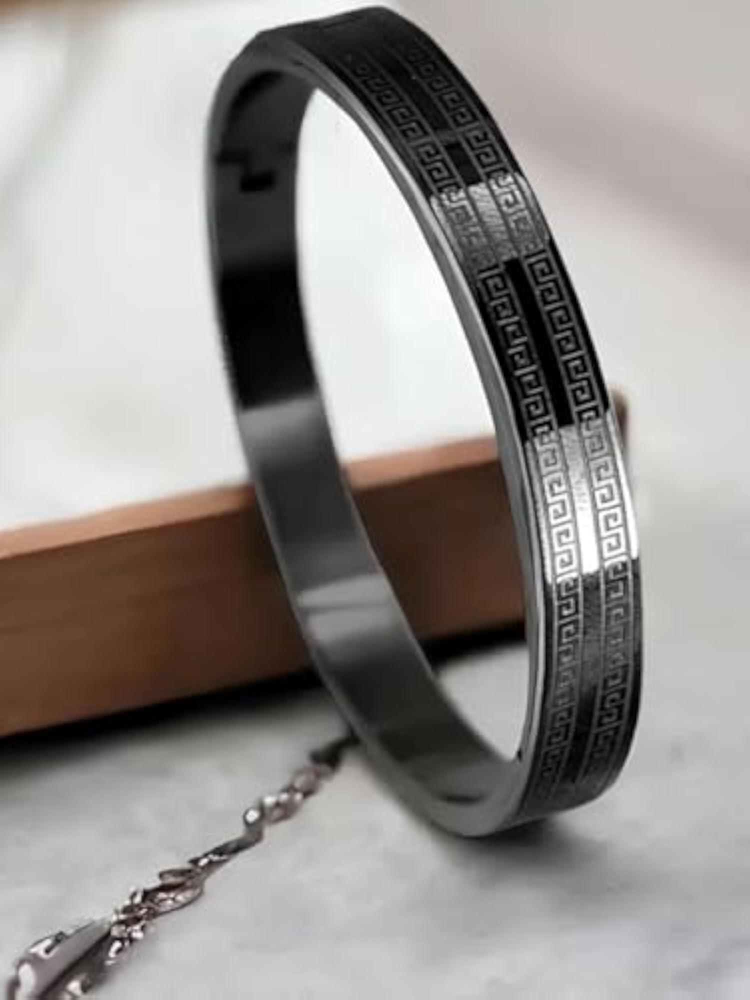 Men's Stylish Black Stainless Steel Bracelet