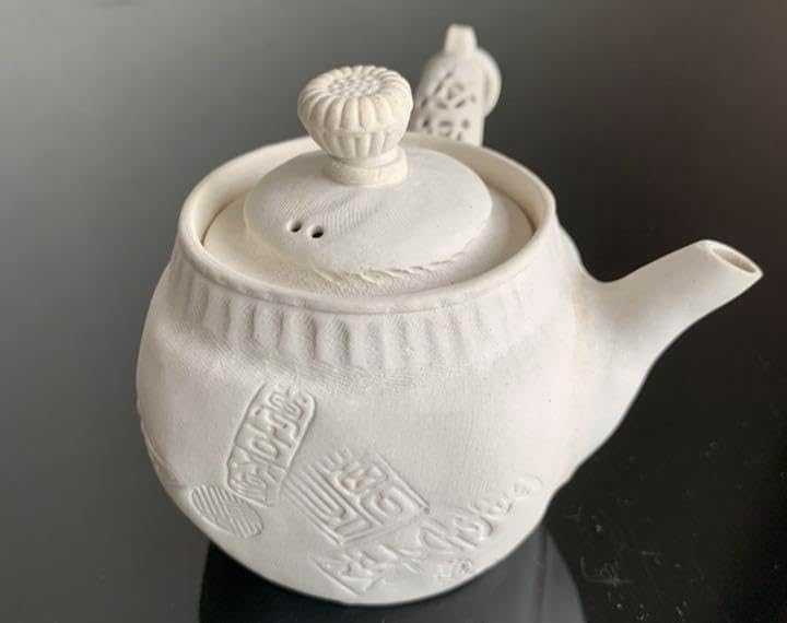 Special SALE❗️煎茶道具 萬古焼◆松楽造『環手 茶注』白泥手捻り 煎茶道具 萬古焼松楽造『環手 茶注』白泥手捻りe1674