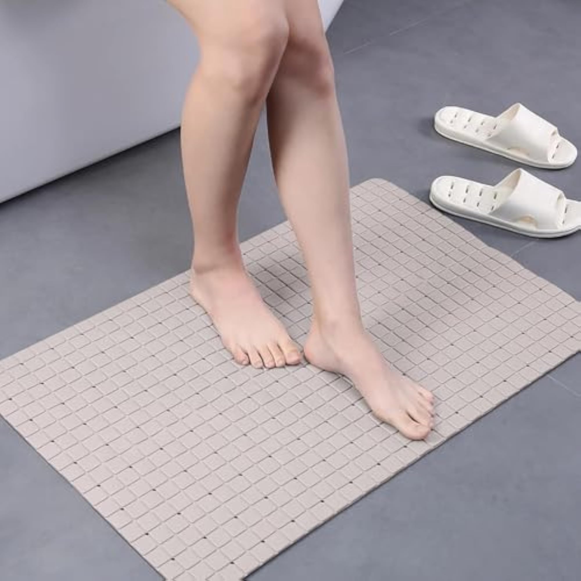 Non-Slip Bathroom Shower Mat, Bath Tub Mat with Suction Cups