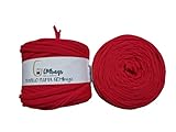 El trapillo pluma GEMbags es un material reciclado y tintado. Las bobinas son muy ligeras, pesan menos de 300 gramos y tienen alrededor de 85 metros. La composición es 100% poliester texturizado. Es ideal para bolsos y accesorios porque coge consistencia y es muy ligero.