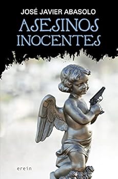 Paperback Asesinos inocentes [Spanish] Book