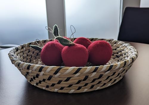 your castle 5 Apples in Original Size (7 cm) Made of Felt Handmade with Hanging Table Decoration with Artificial Apple in Bright Red - Image 4