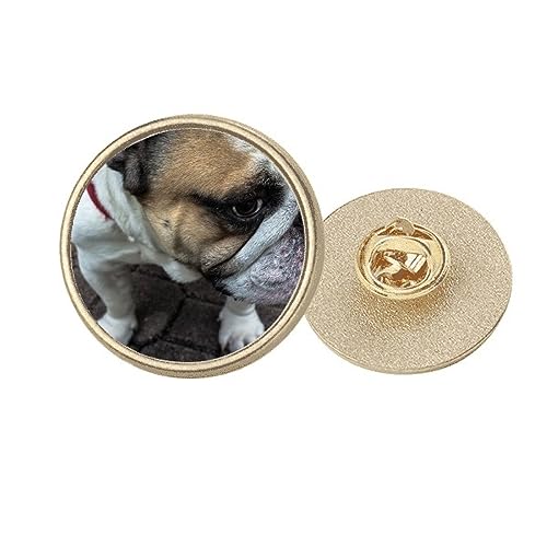 Broche ronde dorée motif bouledogue M, un bijou de veste aux finitions haut de gamme