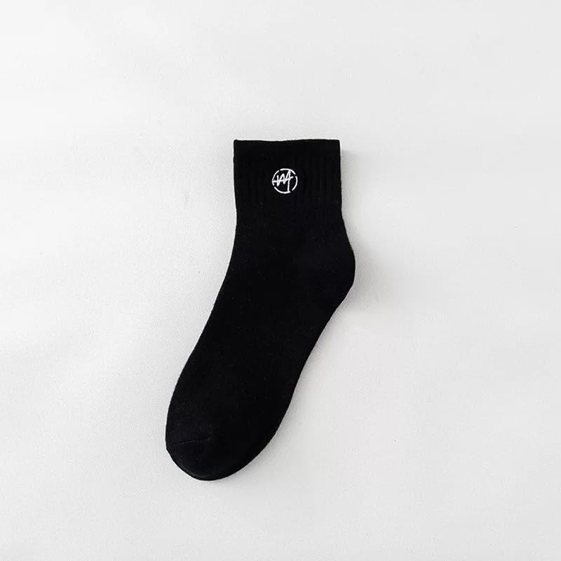 Embroidered solid color socks for autumn and winter, short socks made of pure cotton, mid tube sports socks