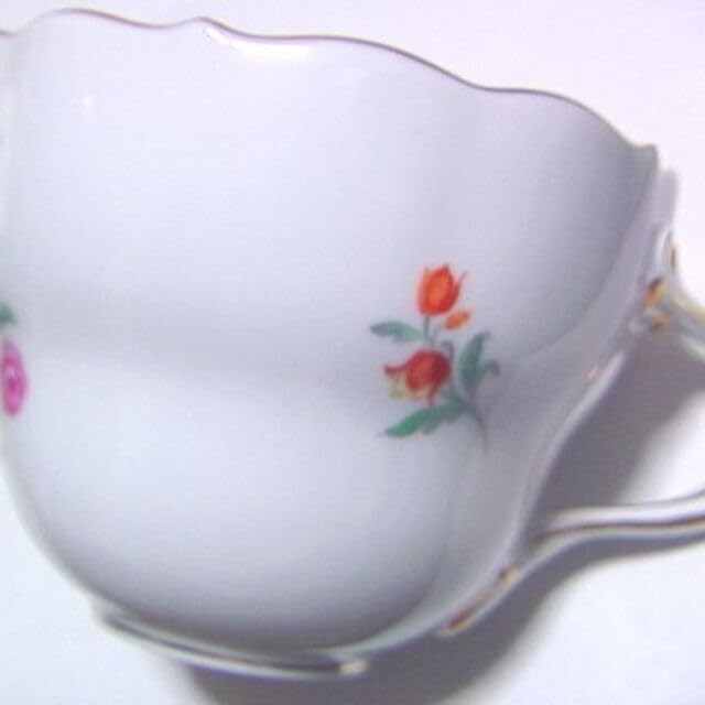 伊東陶山作 京薩摩 草花詰模様 紅茶器 カップ&ソーサー 二客 M522 DC1