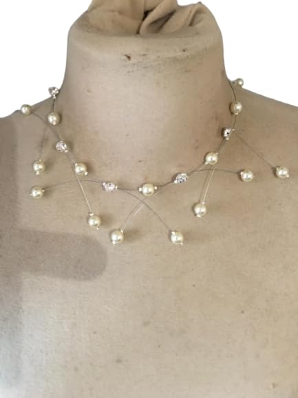 Collier de perles d'ivoire et strass pour soirée de mariage