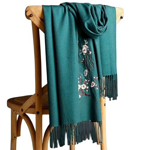 Écharpe cachemire femme pour affronter le froid en terrasse cet hiver