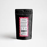 INGREDIENTES: Hibisco, trozos de manzana, cáscaras de rosa mosqueta, bayas de saúco, sabor, hojas de bayas (hojas de mora, hojas de grosella negra), arándanos.