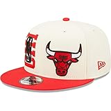 Aufwendige und hochwertige Team Applikation auf der Vorder- und NBA Logo auf der Rückseite. Gestickte New Era Flag auf der linken Seite.