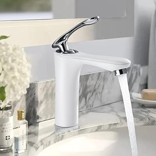 💧『Risparmio di acqua』- I nostri rubinetti da bagno hanno un basso consumo di acqua. Il rubinetto è dotato di un aeratore ABS rimovibile. Il rompigetto ABS evita spruzzi e rumori, filtra il sedimento e le impurità in acqua.