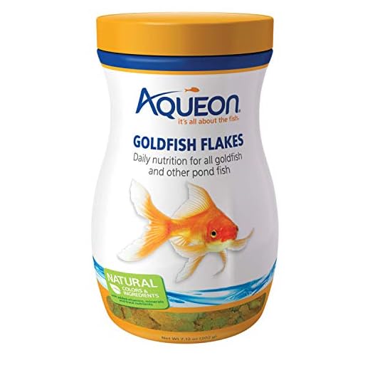 Aqueon Goldfish Fish Food Flakes, 7.12 Ounces