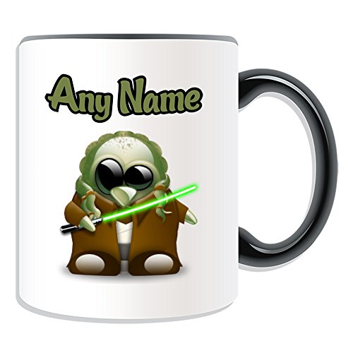UNIGIFT - Kit de taza de Fisto (tema de diseño de personajes de película pingüino, opciones de color) - Cualquier nombre/mensaje en tu única película de disfraz de superhéroe Star Wars Jedi Espada