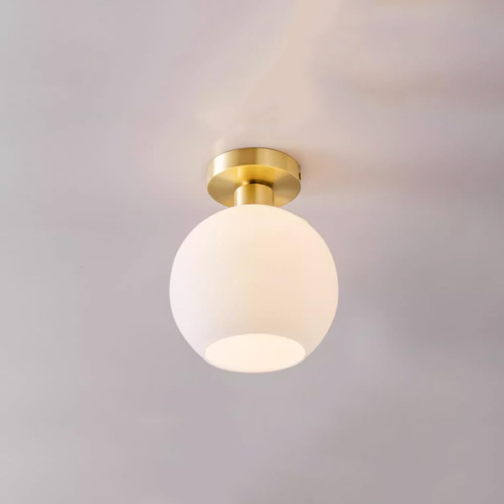 Plafonnier en laiton et verre de créativité nordique pour salon élégant